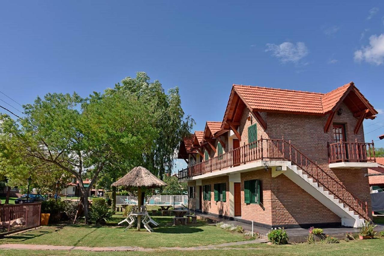 Hotel Nonquen Merlo エクステリア 写真